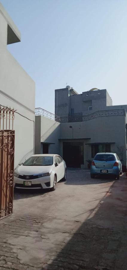 Family Guest House Lahore Near Airport Exterior photo