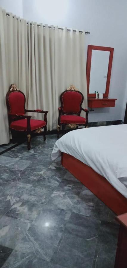Family Guest House Lahore Near Airport Exterior photo