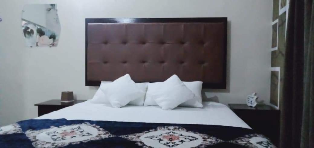 Family Guest House Lahore Near Airport Room photo