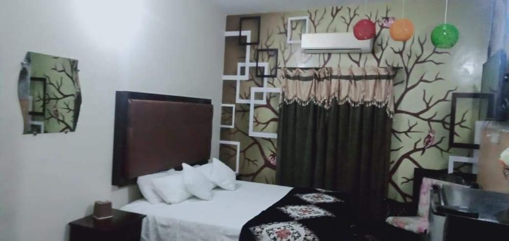 Family Guest House Lahore Near Airport Room photo